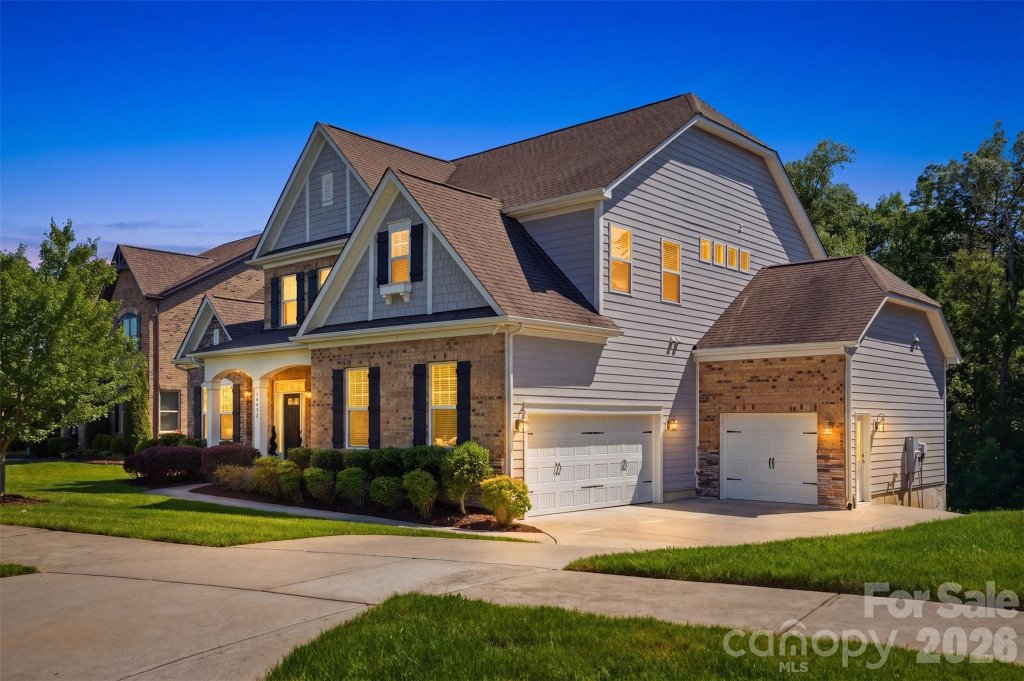 Skybrook, Huntersville community