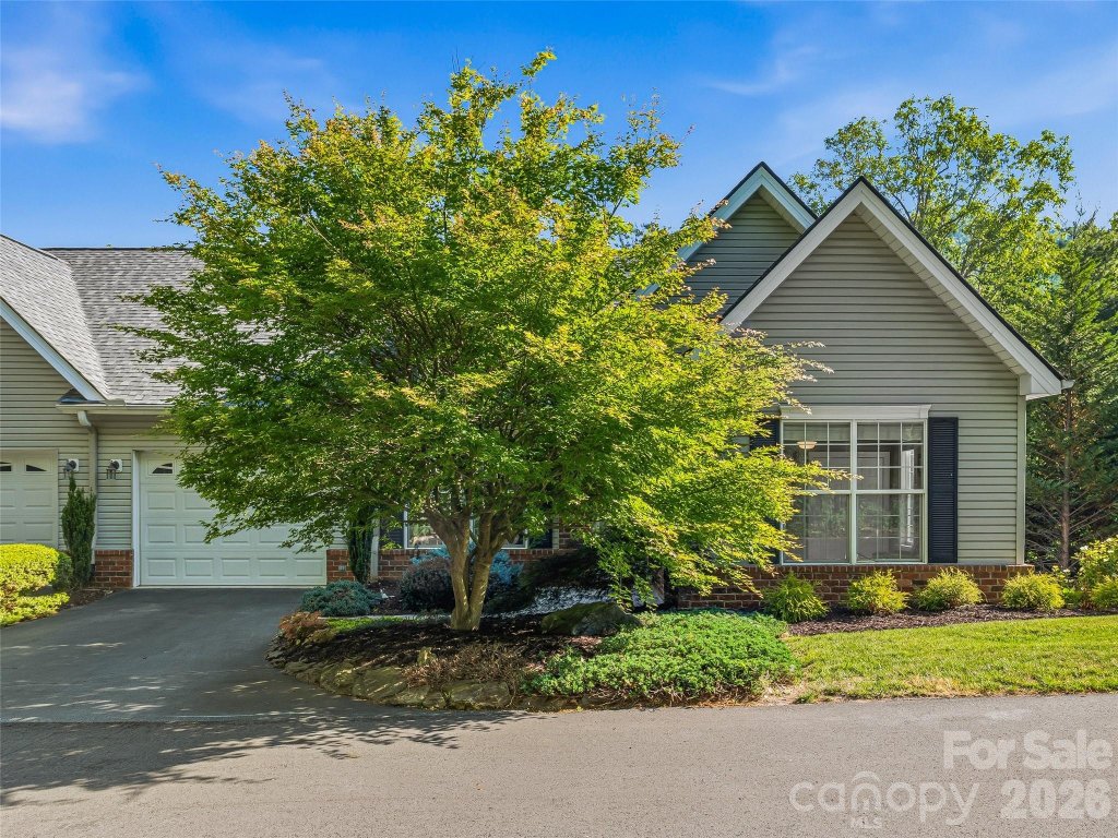117 Hibiscus Lane