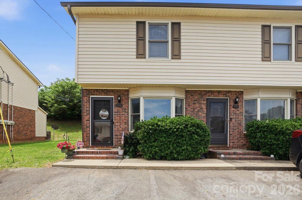 Willowbrook, Rock Hill community