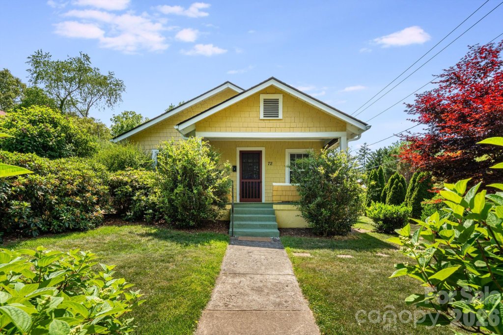 72 Woodlawn Avenue