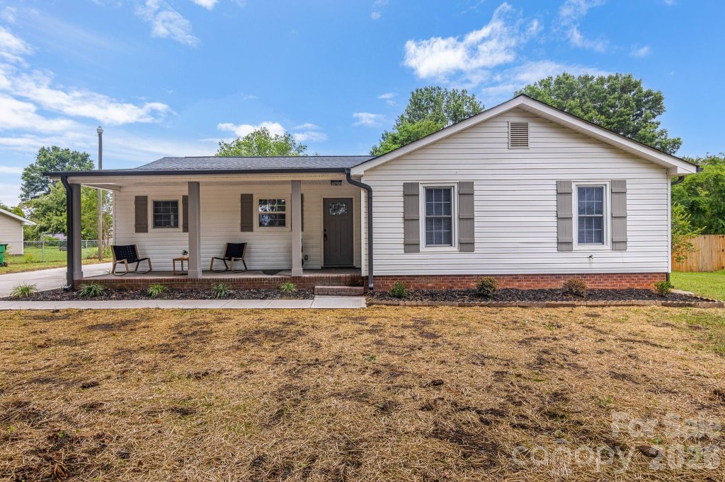 Taragate Farms, Charlotte community