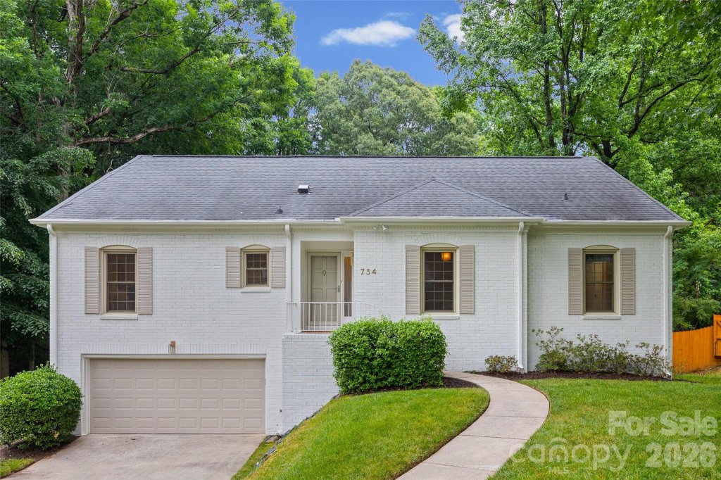 734 Charter Place