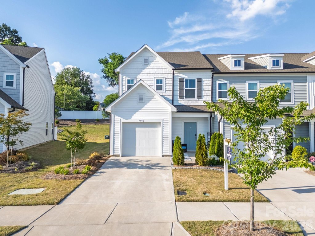 Concord Lakes Townhomes, Kannapolis community