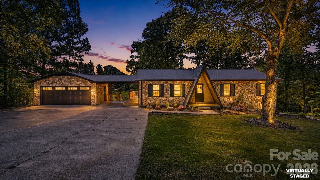 1161 Mountain Shadows Drive