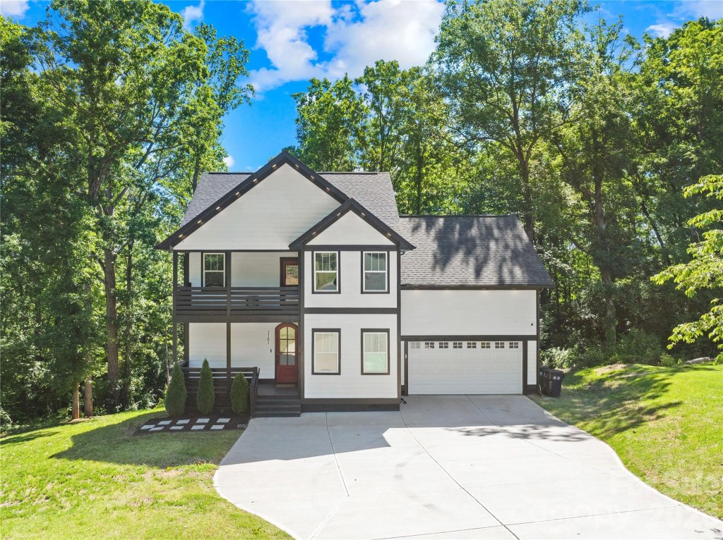 Stoney Pointe, Charlotte community