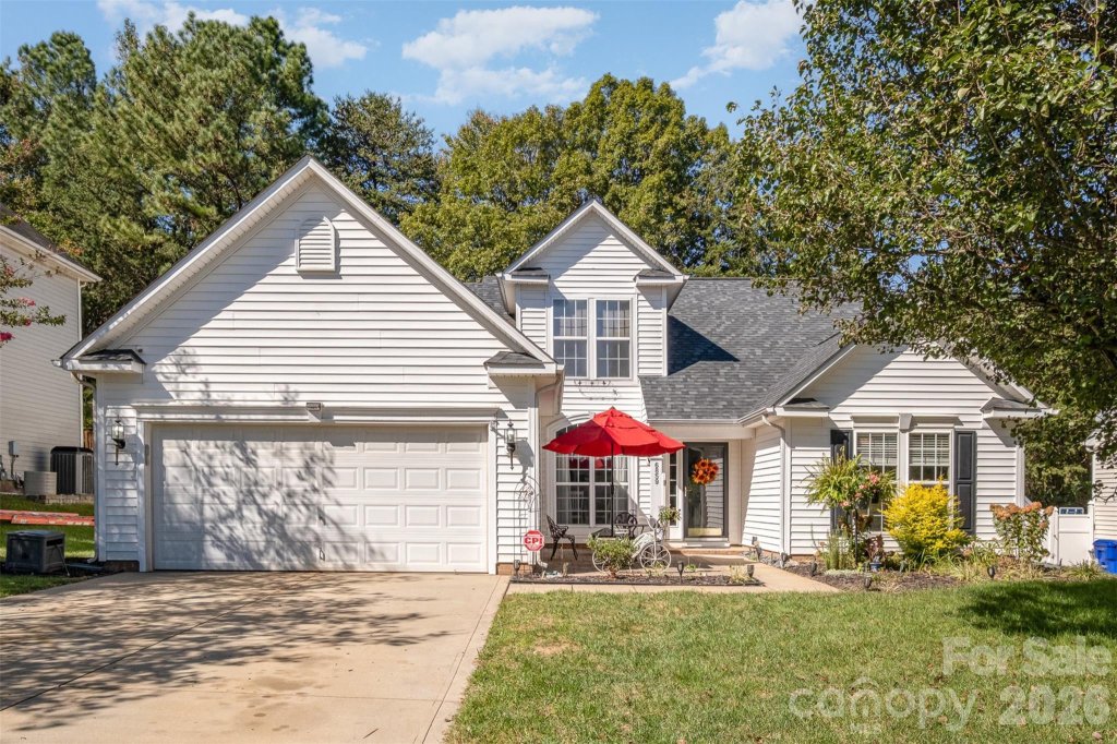 6859 Lakecrest Court