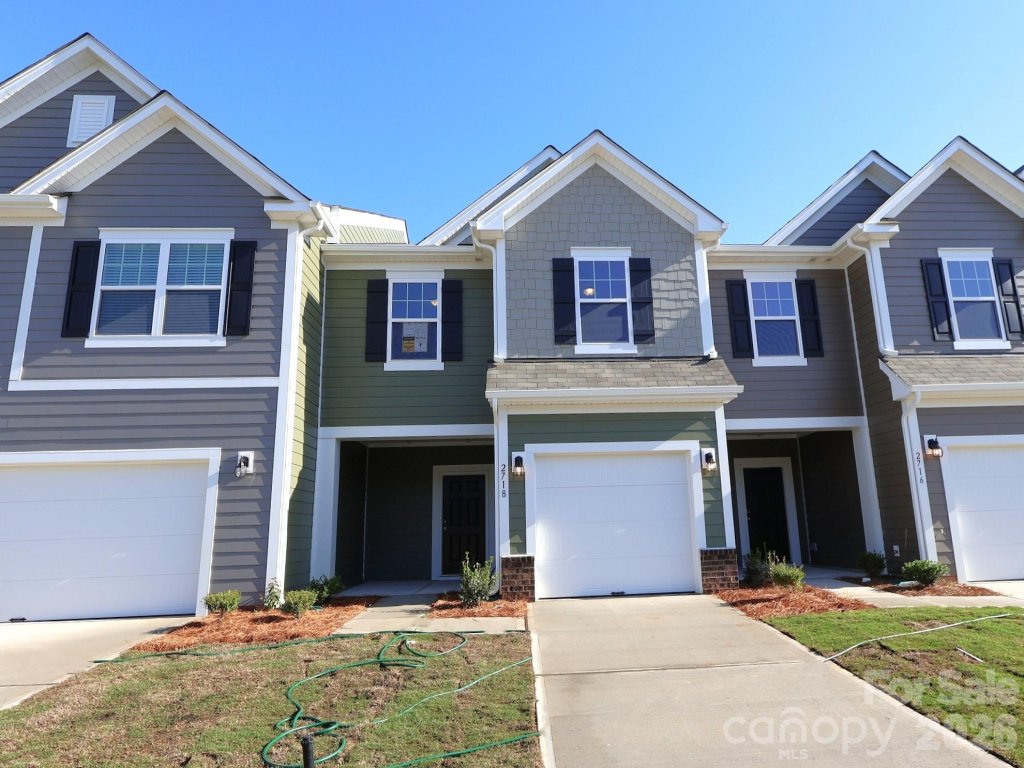 Piper Landing, Concord community