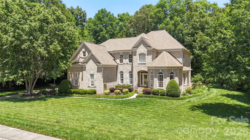 Champion Forest, Waxhaw community