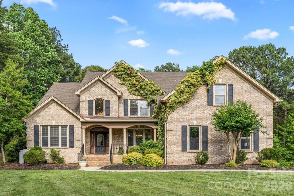 Edgewater, Sherrills Ford community