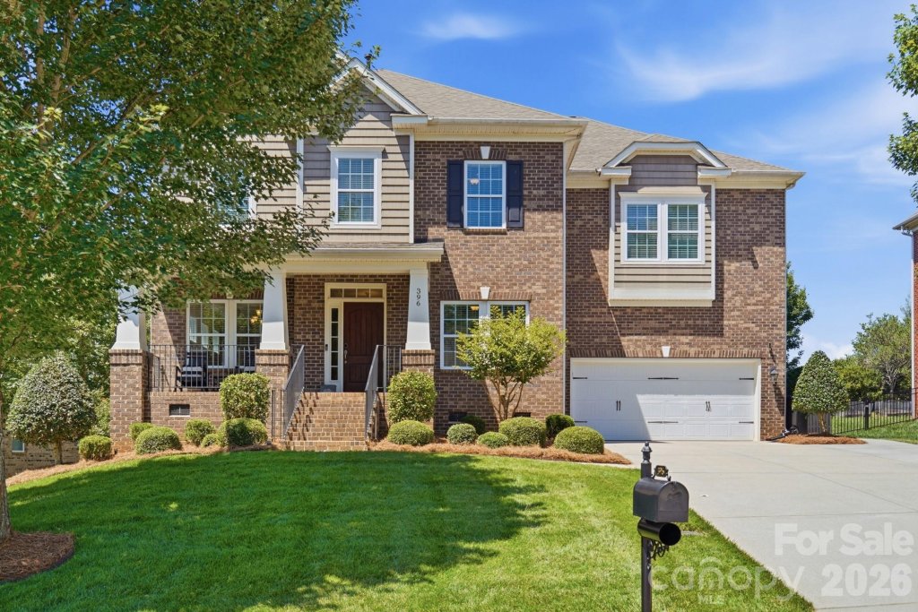 Foxfield, Mooresville community