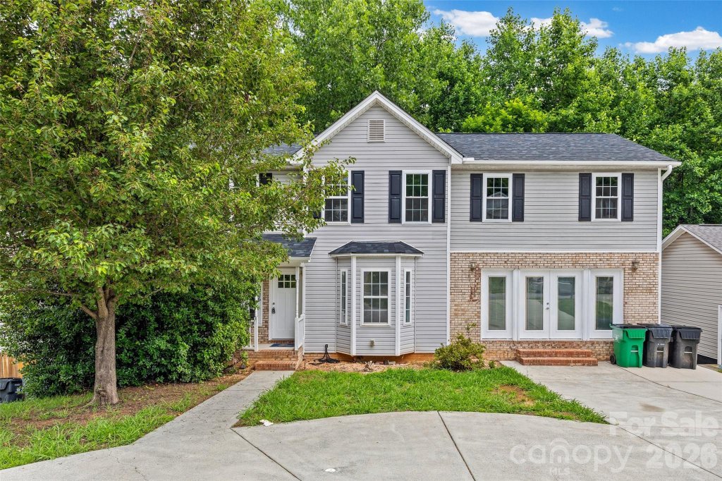 Glenview, Charlotte community