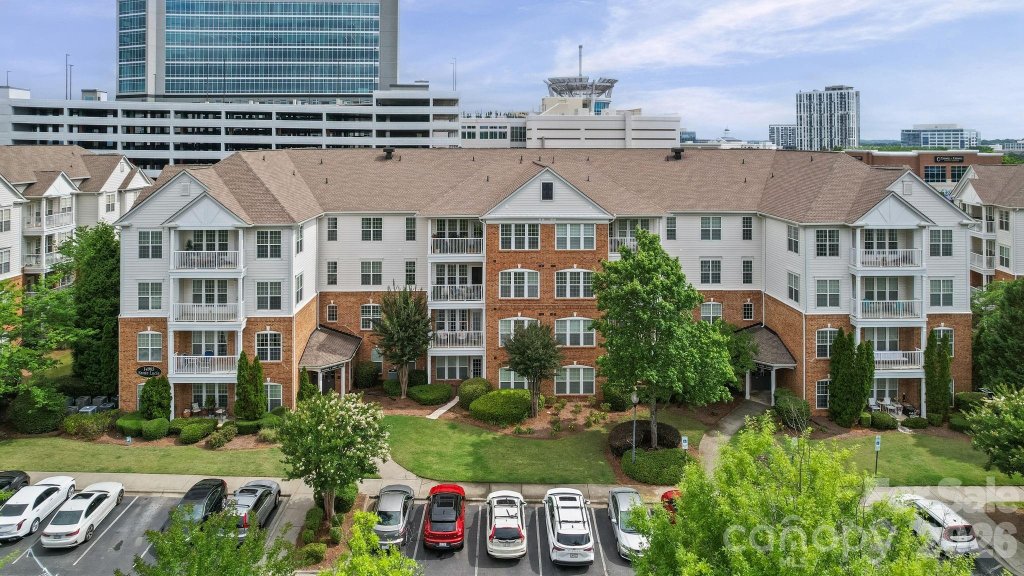 Belle Vista, Charlotte community