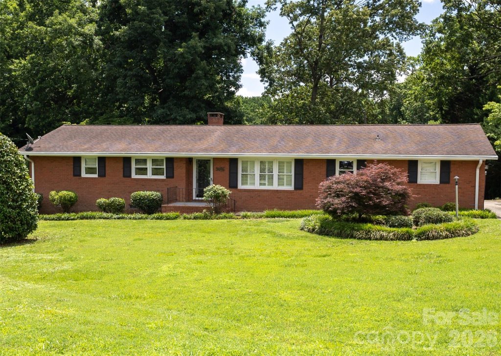 118 Amity Circle