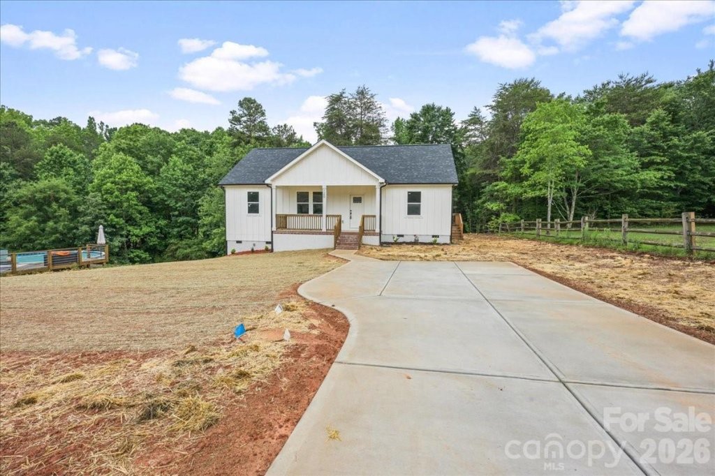 Davidson Woods, Statesville community