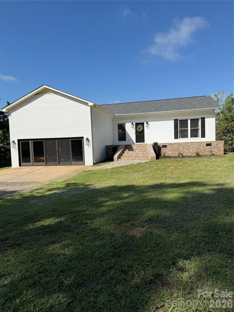1380 Saddle Drive