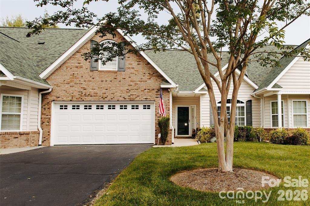 Park Place, Hendersonville community