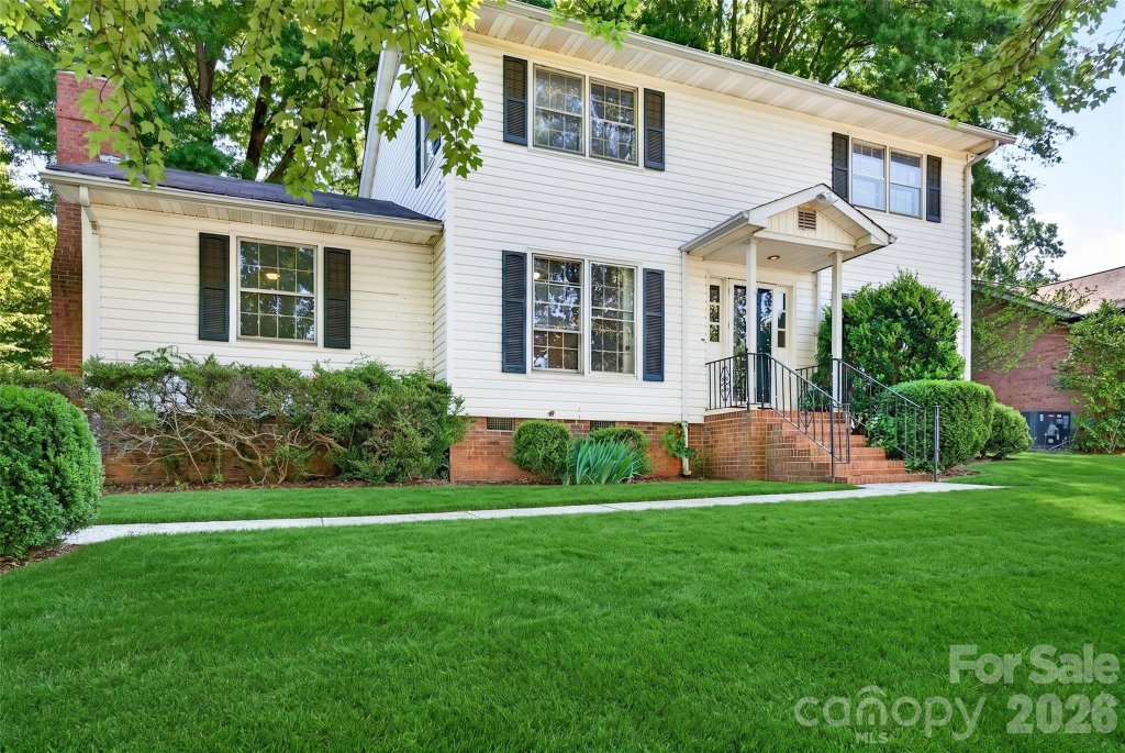 616 Old Farm Road