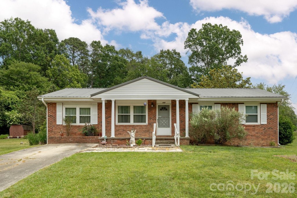 107 Maywood Road