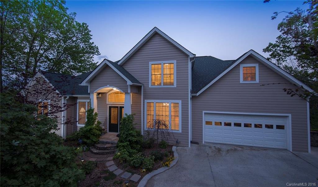 32 Clear Vista Drive