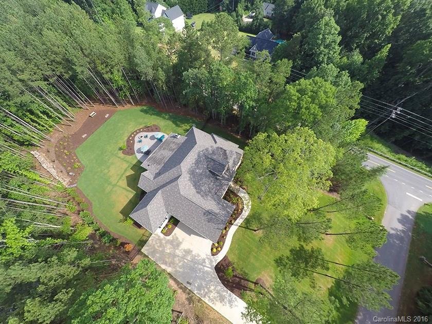 300 Old Hickory Drive 5