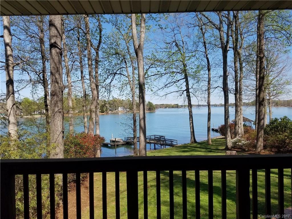 8061 Lucky Creek Lane