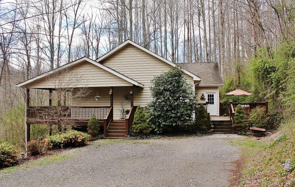 115 Walnut Knoll Drive