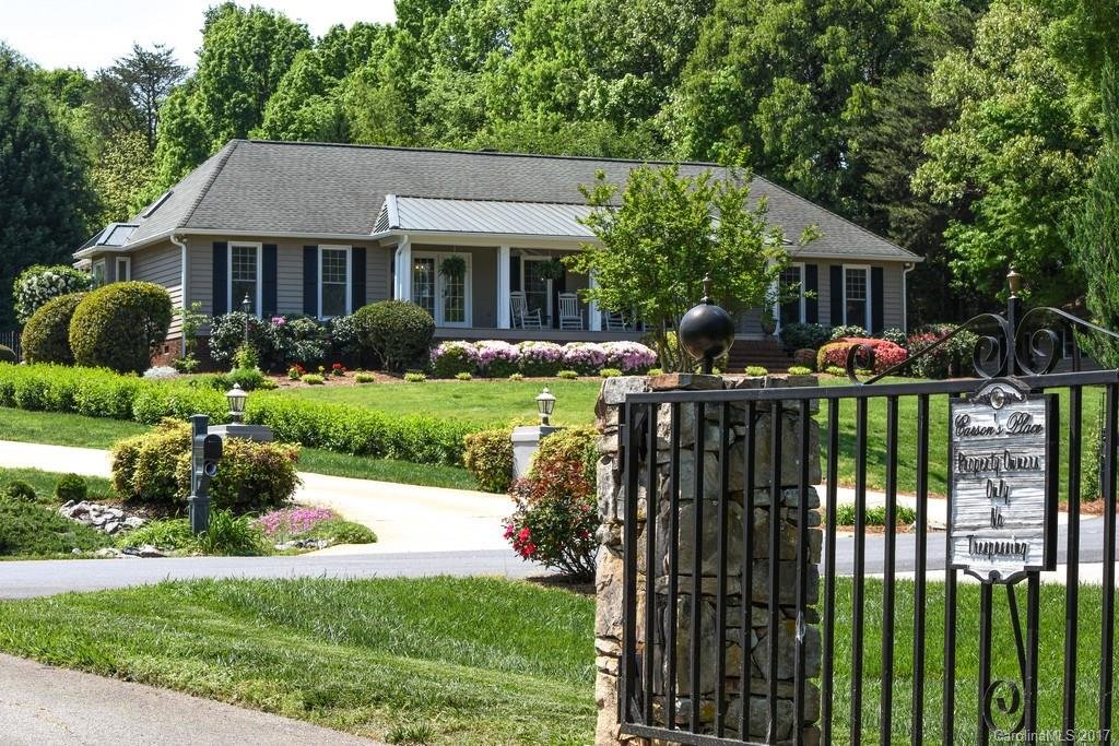 108 Lawrence Tee Lane