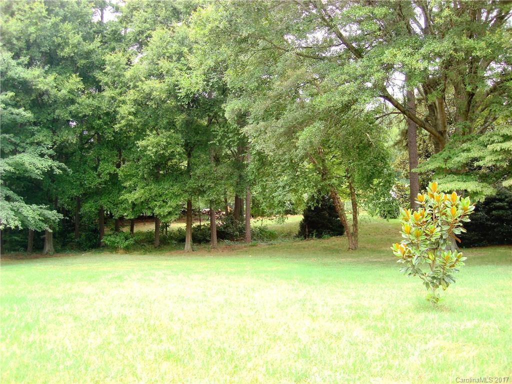 000 S Magnolia Street