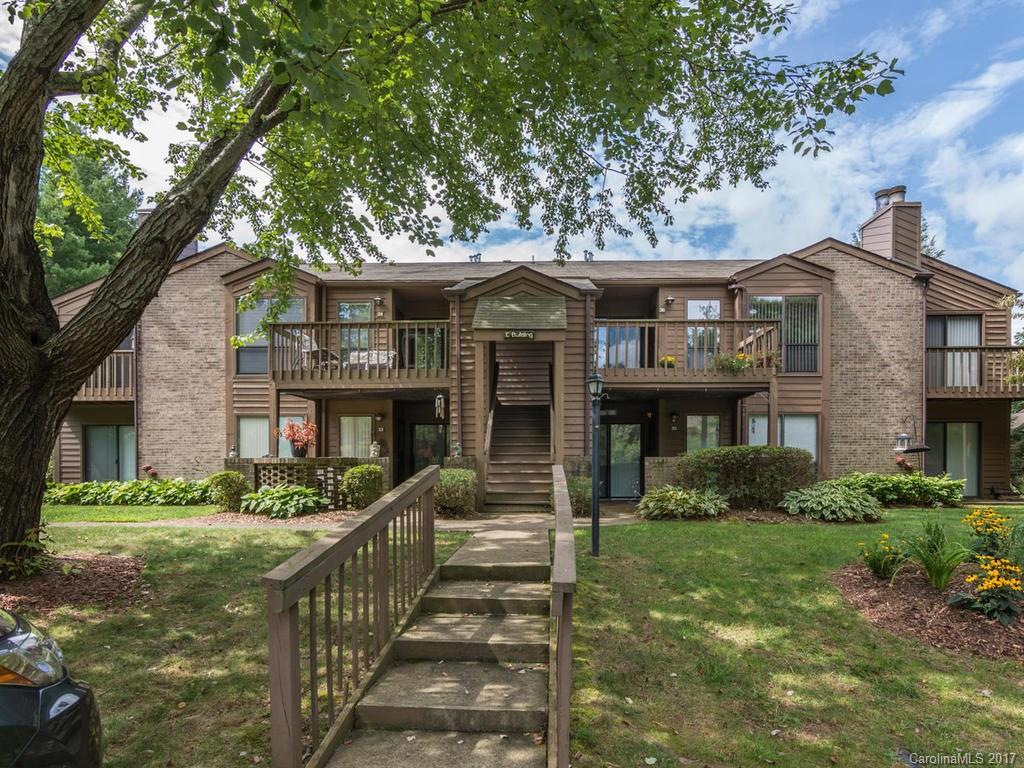 34 Ravencroft Lane