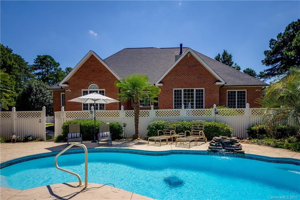 4864 Austin Shores Drive