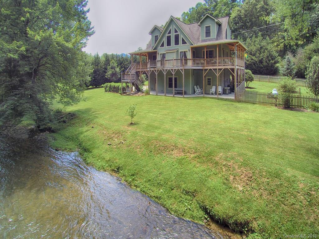 79 Rapid Waters Way