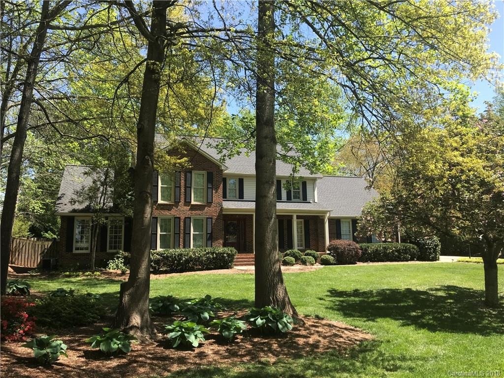 438 Country Club Court