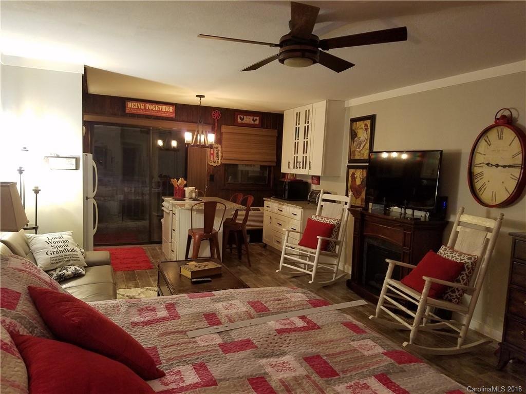 160 Whitney Boulevard 45