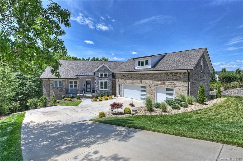 521 River Lake Court