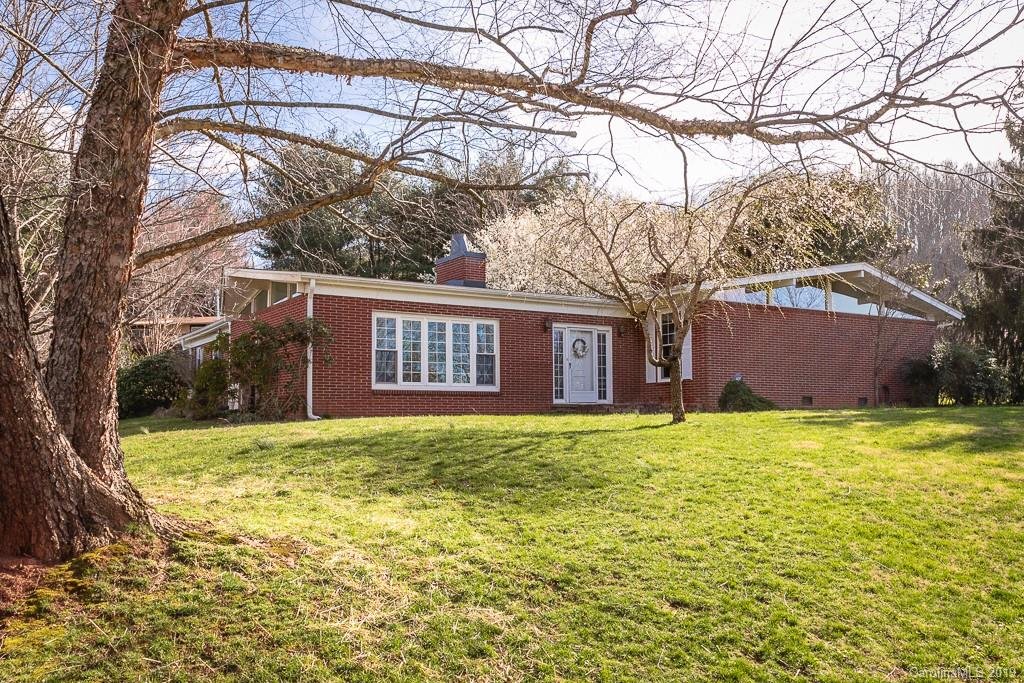 109 College Circle