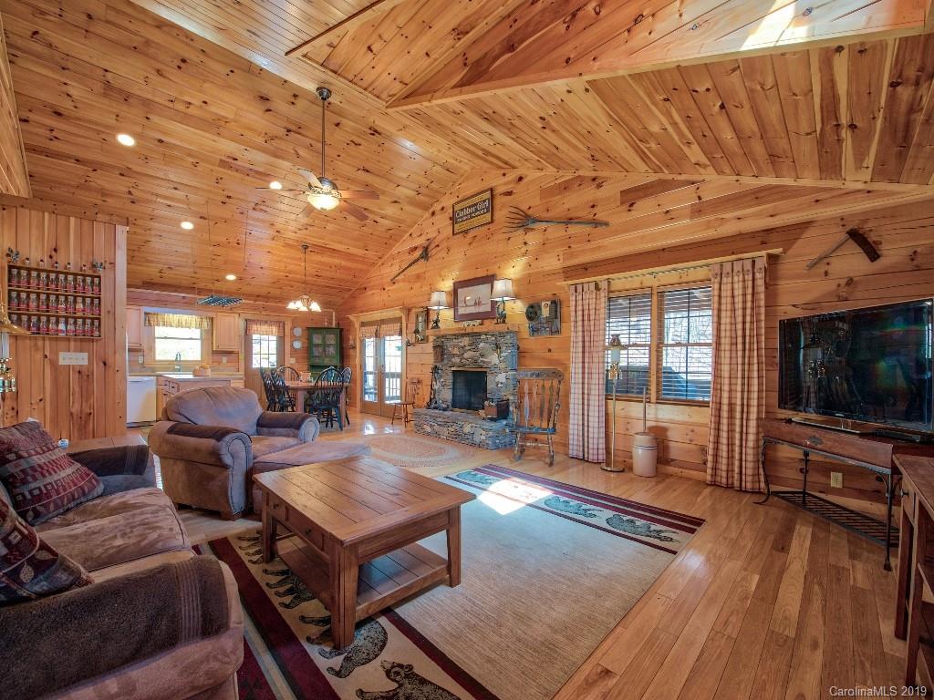 448 Little Creek Lane