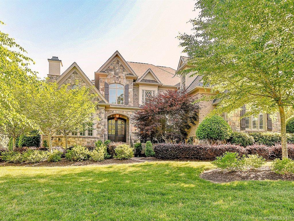 1121 Bromley Drive