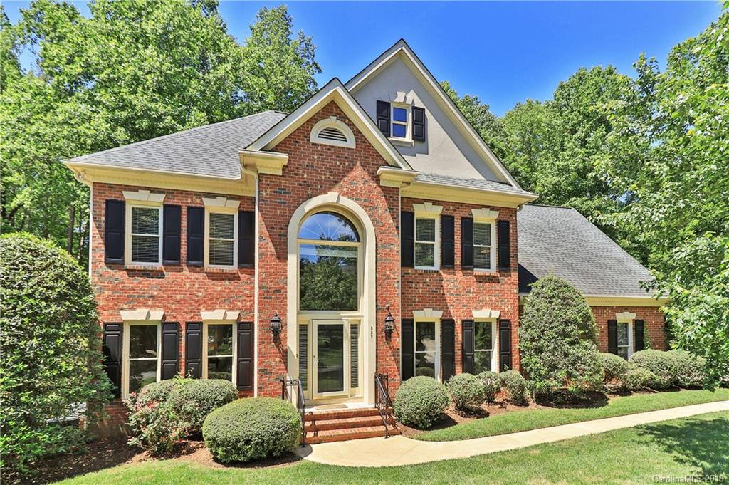 327 Summermore Drive