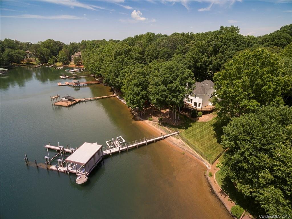 14018 Clarendon Pointe Court