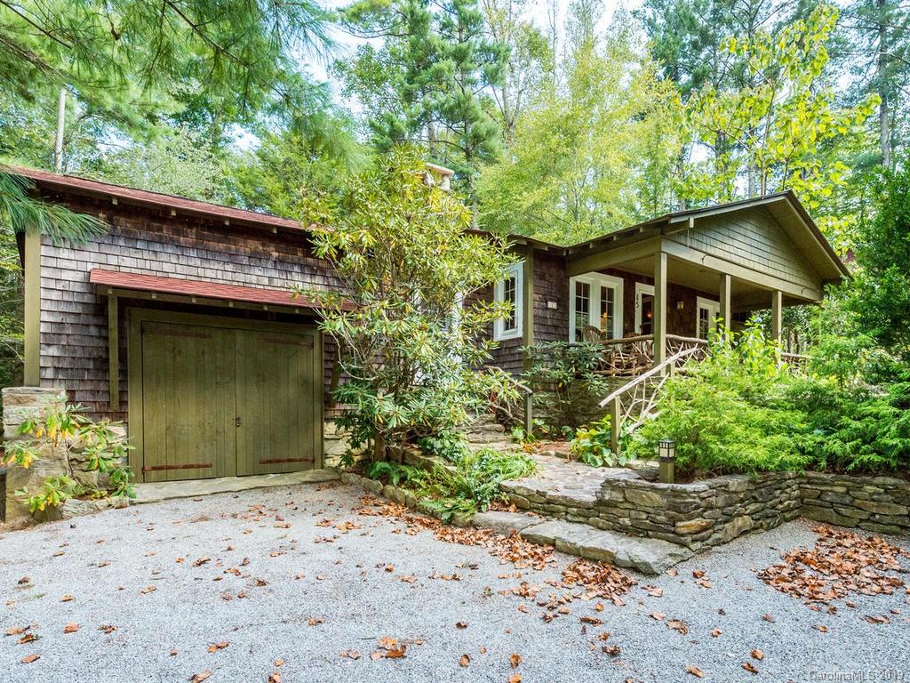 85 Chestnut Hill Road