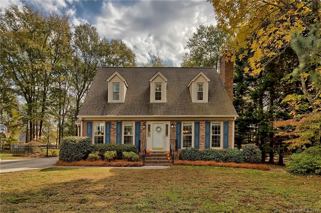 3216 Hitching Post Lane