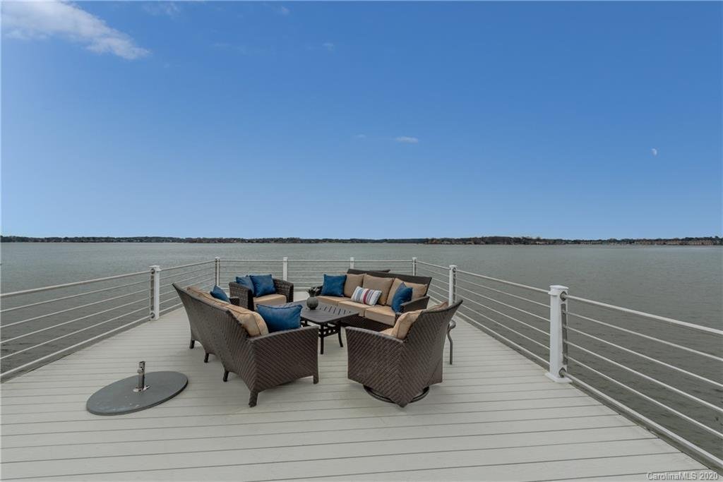 17118 Island View Drive