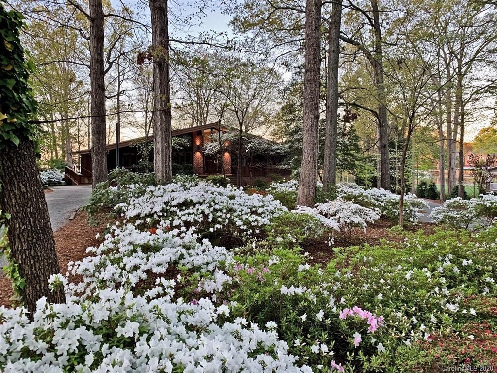 8443 Luckey Point Road