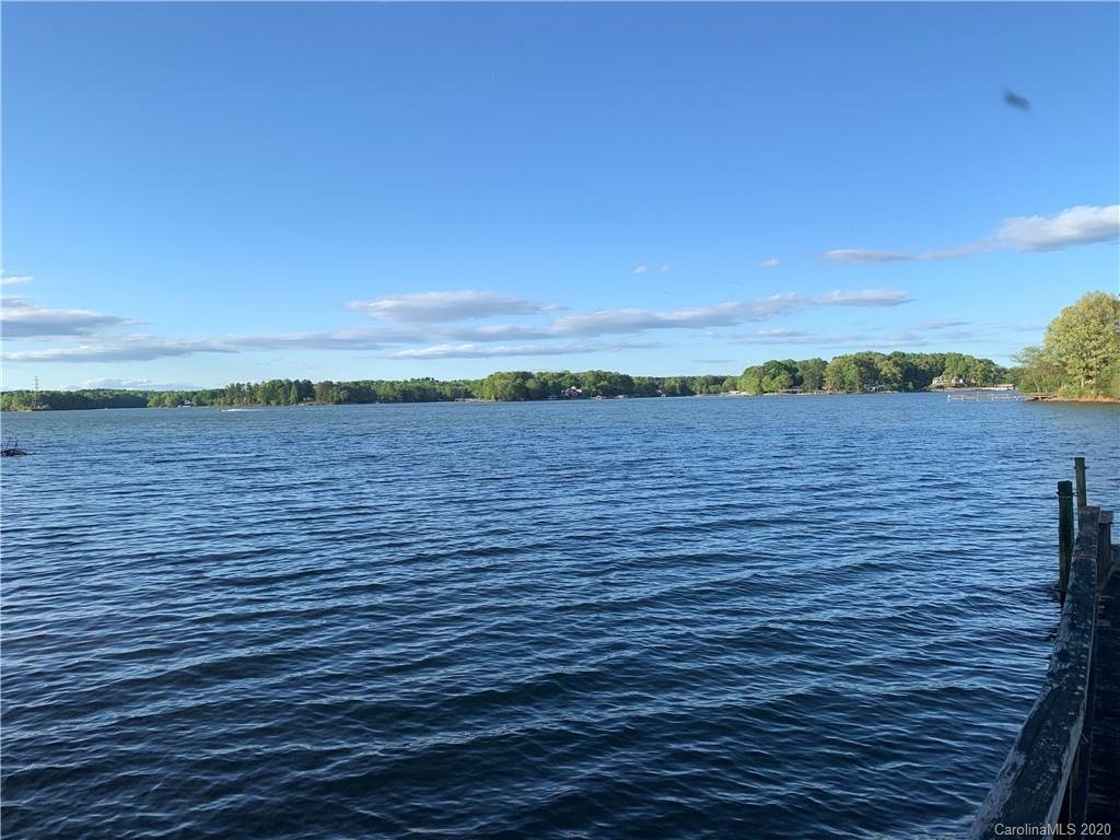 2738 Harbour Pointe Court