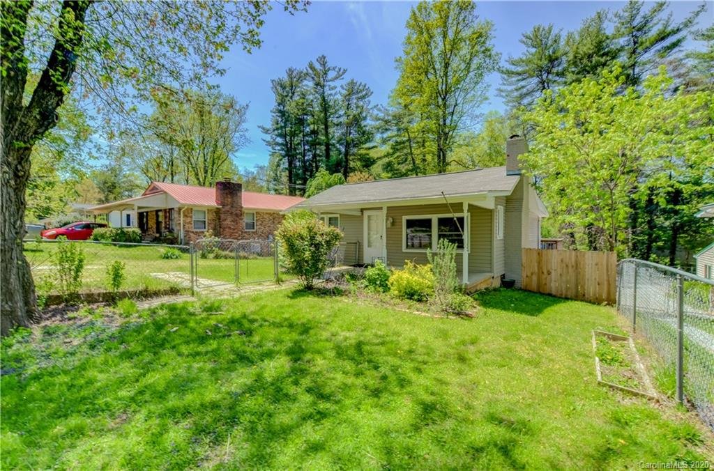 1015 Mountain View Street