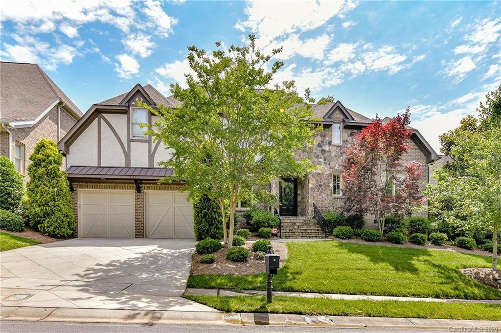 6827 Larrisa Court
