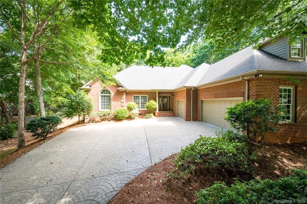 215 Pebble Stone Lane