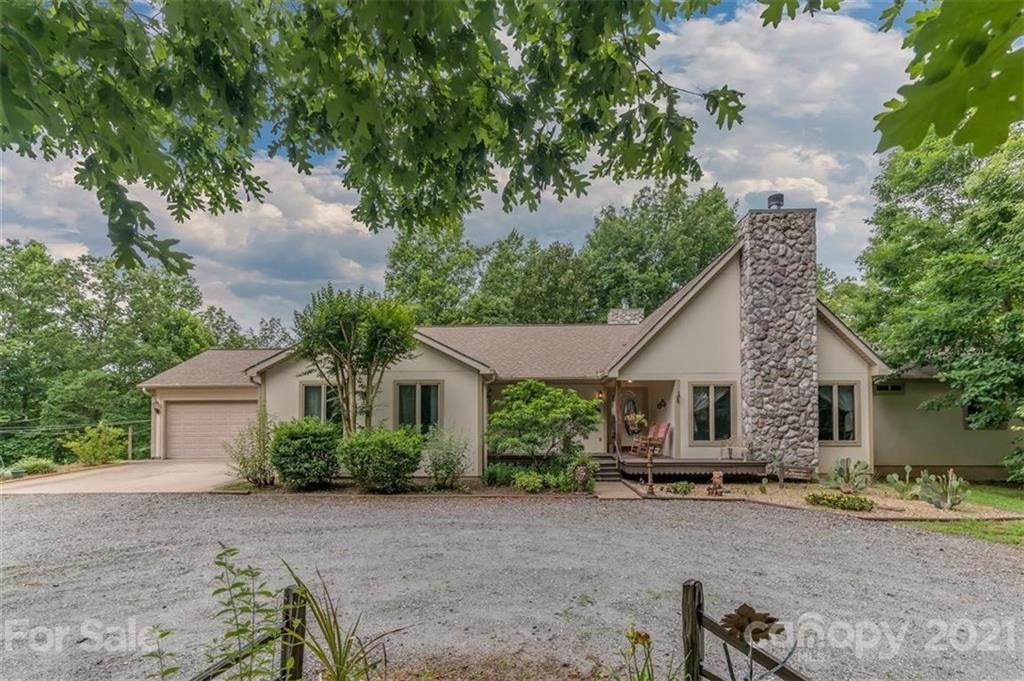 3670 Maple Creek Road