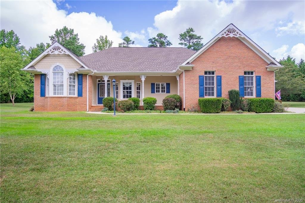 2740 W Pinewood Road