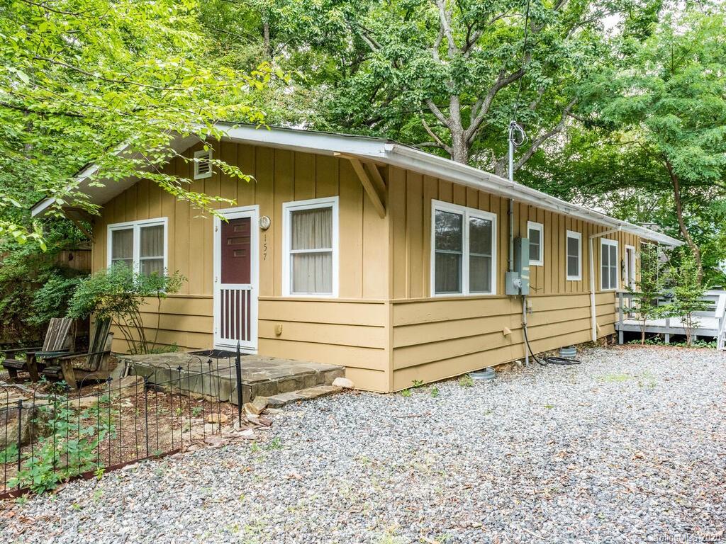 157 Ridgeview Circle